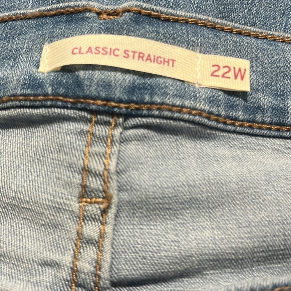 Levi's Blue Straight Leg Jeans Timeless Fit - Picture 3 of 5
